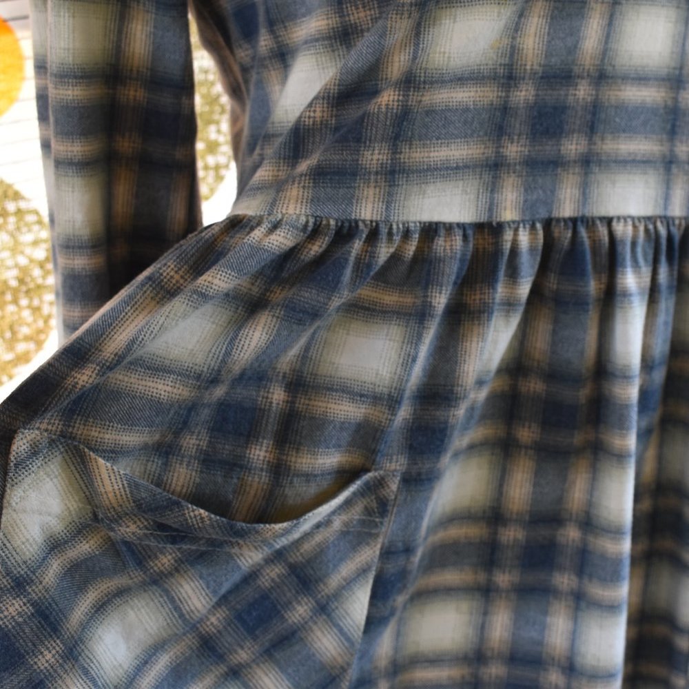 VTG Plaid Dress w/ Pockets